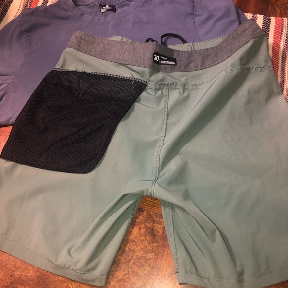 🐠🐠🐠Hurley 🐠🐠🐠Board Shorts and Tshirt🐠🐠🐠size 30 and AM🐠🐠🐠 - Picture 9 of 9